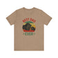 Best Dad Ever Fist Bump T-Shirt – Retro Father-Child Bond T-Shirt