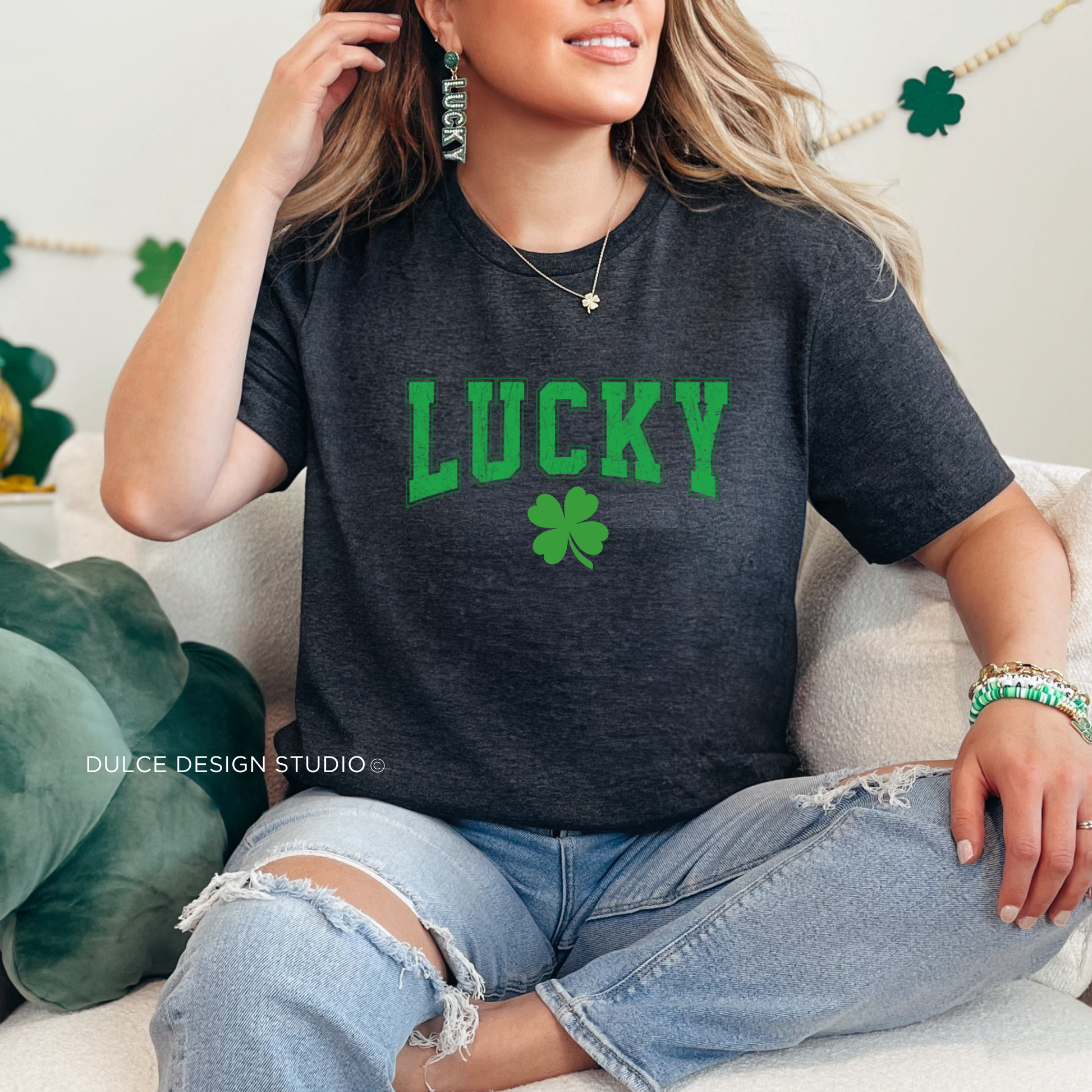 LUCKY  T-SHIRT-  - Dulce Design Studio